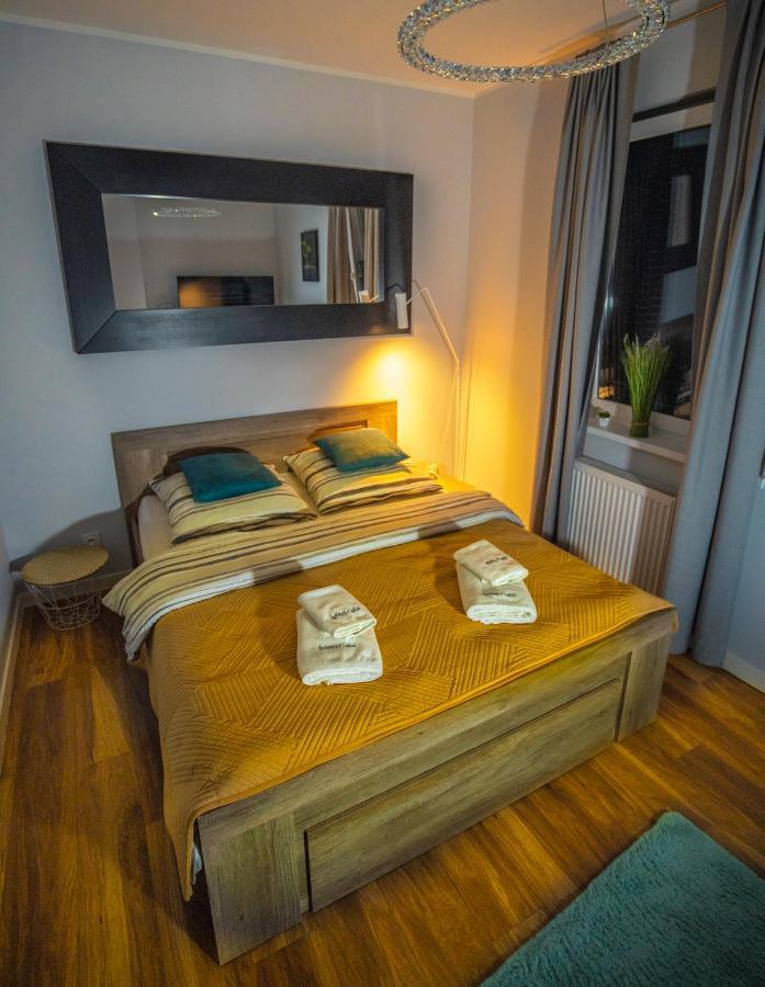 Apartament W Cieplicach Perfekt Jelenia Góra Buitenkant foto