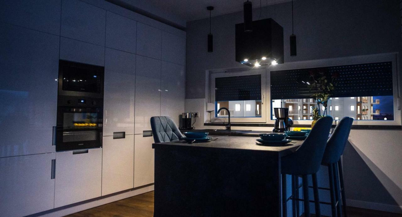 Apartament W Cieplicach Perfekt Jelenia Góra Buitenkant foto